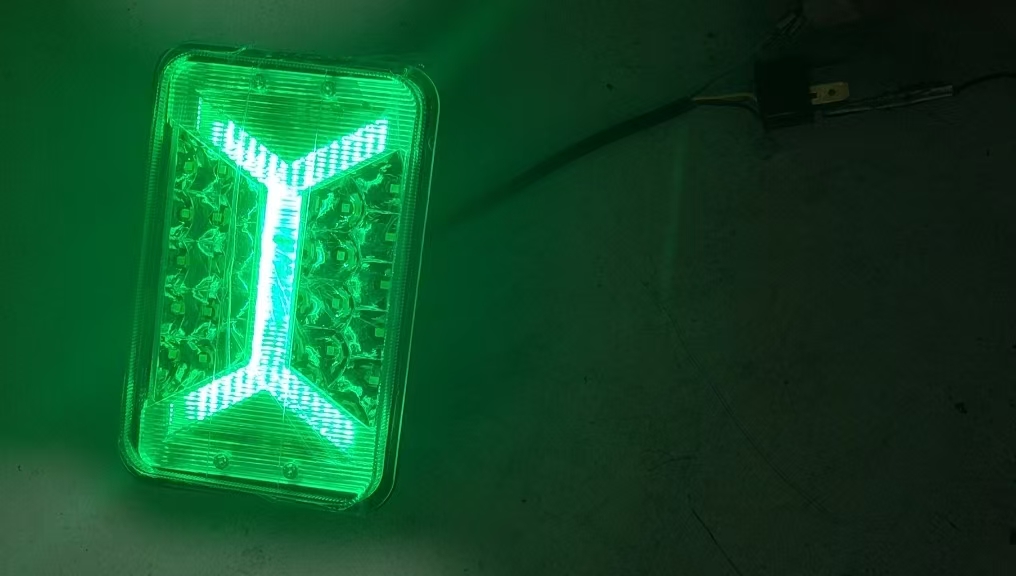 Luz de niebla LED de animación de 270 ° - Visión alta para bicicletas Harley/Adv