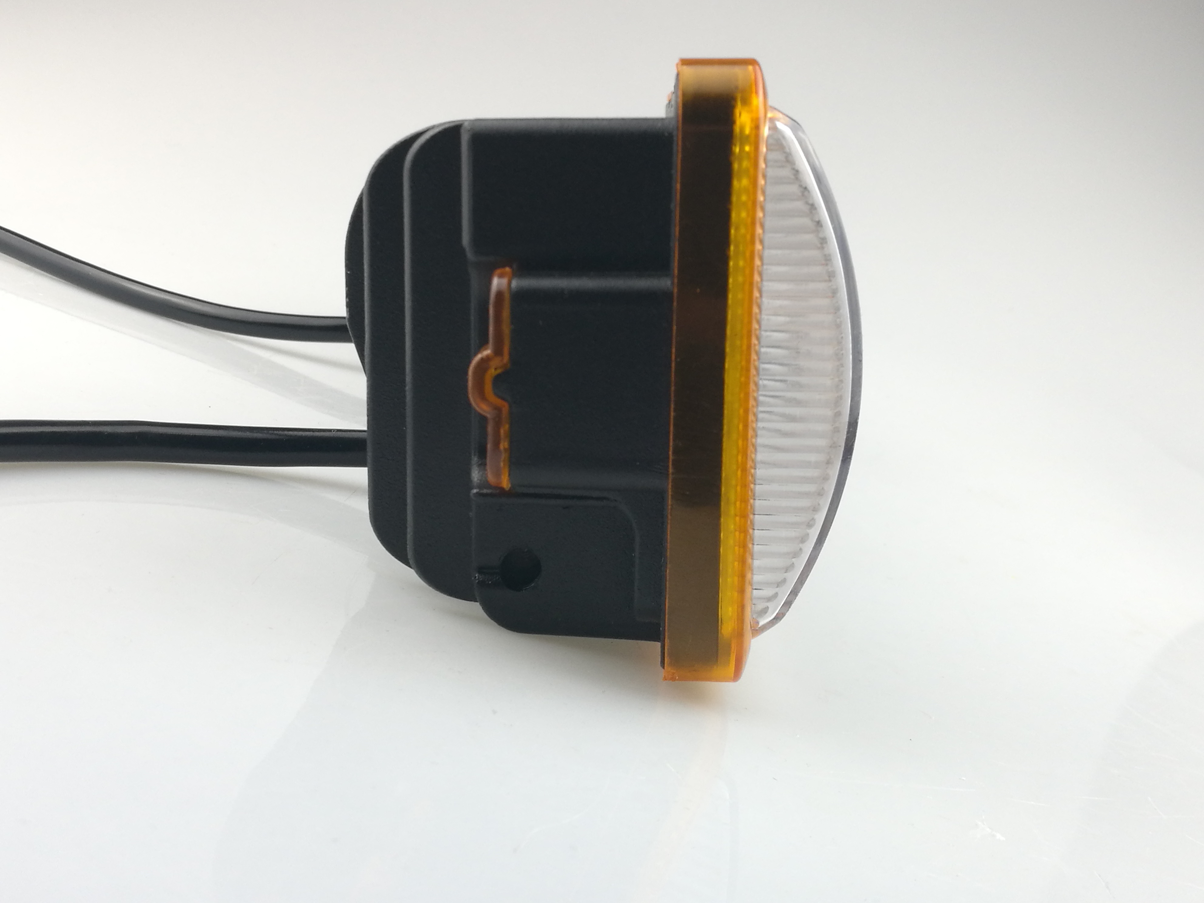 Luces antiniebla LED de alta resistencia de 12/24V: para tractores y carretillas elevadoras rusas.