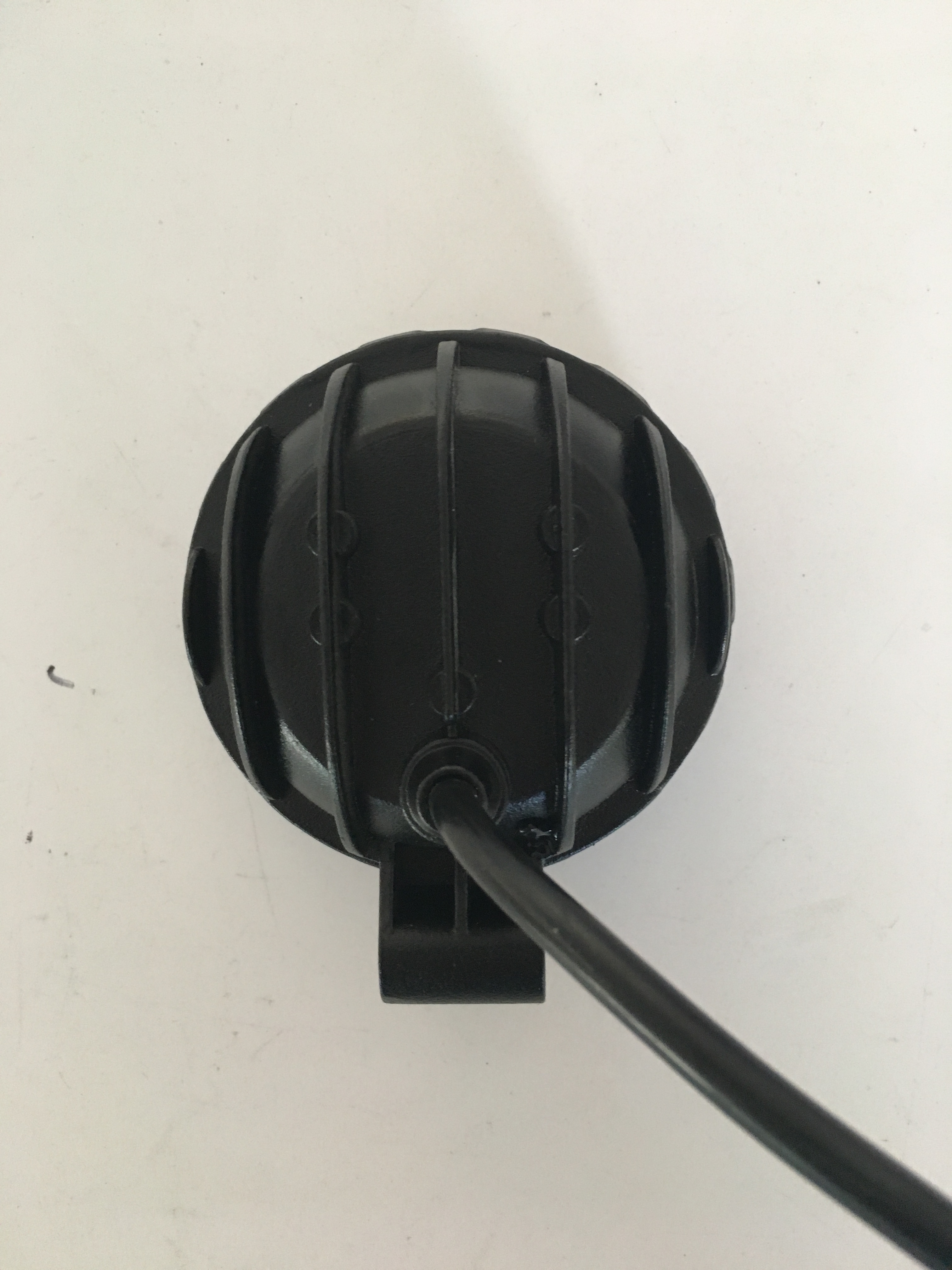  Lámparas de niebla LED blanca: lente de PC con patrón de haz anti-glara, certificado por marcas electrónicas para carreteras europeas.