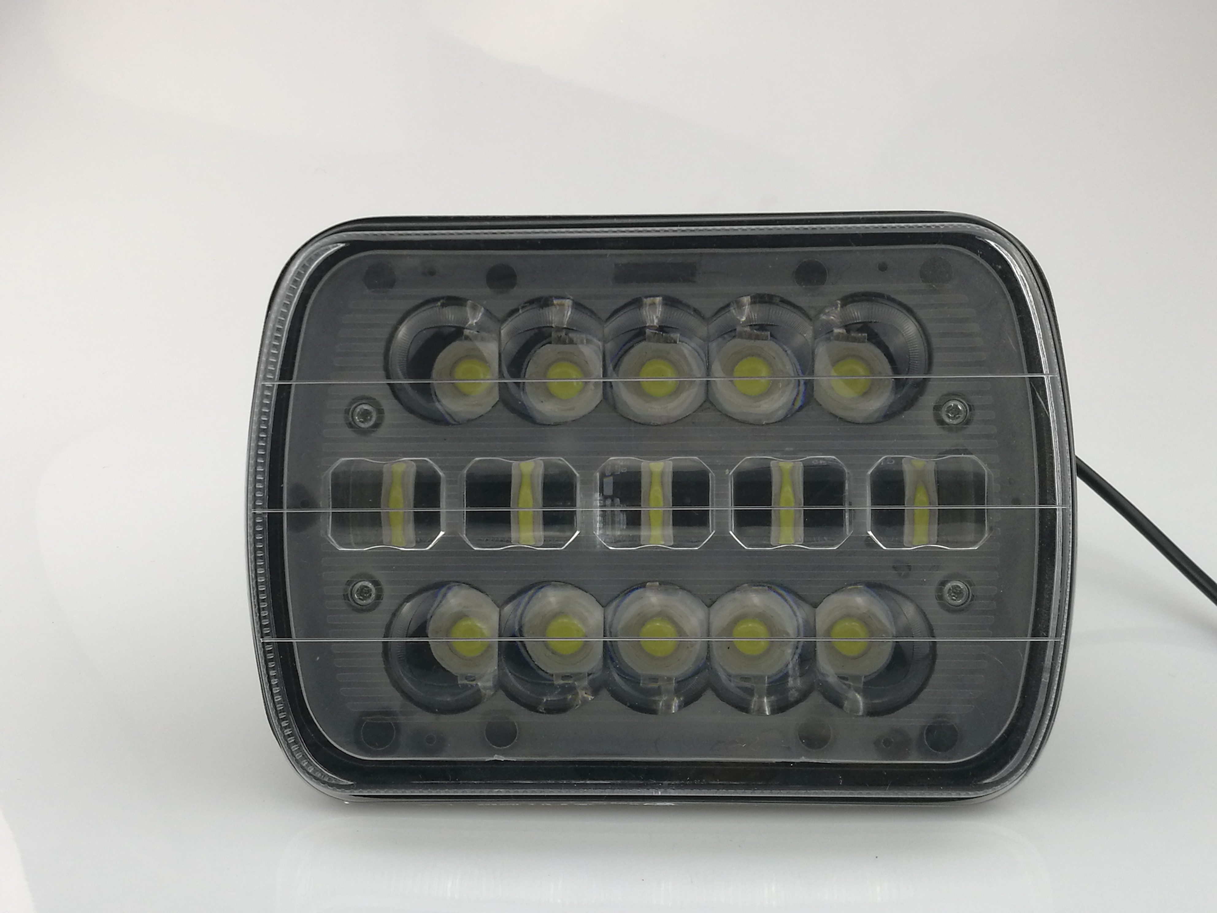 Iluminación de trabajo LED a prueba de explosión: ATEX certificado para plataformas petroleras.