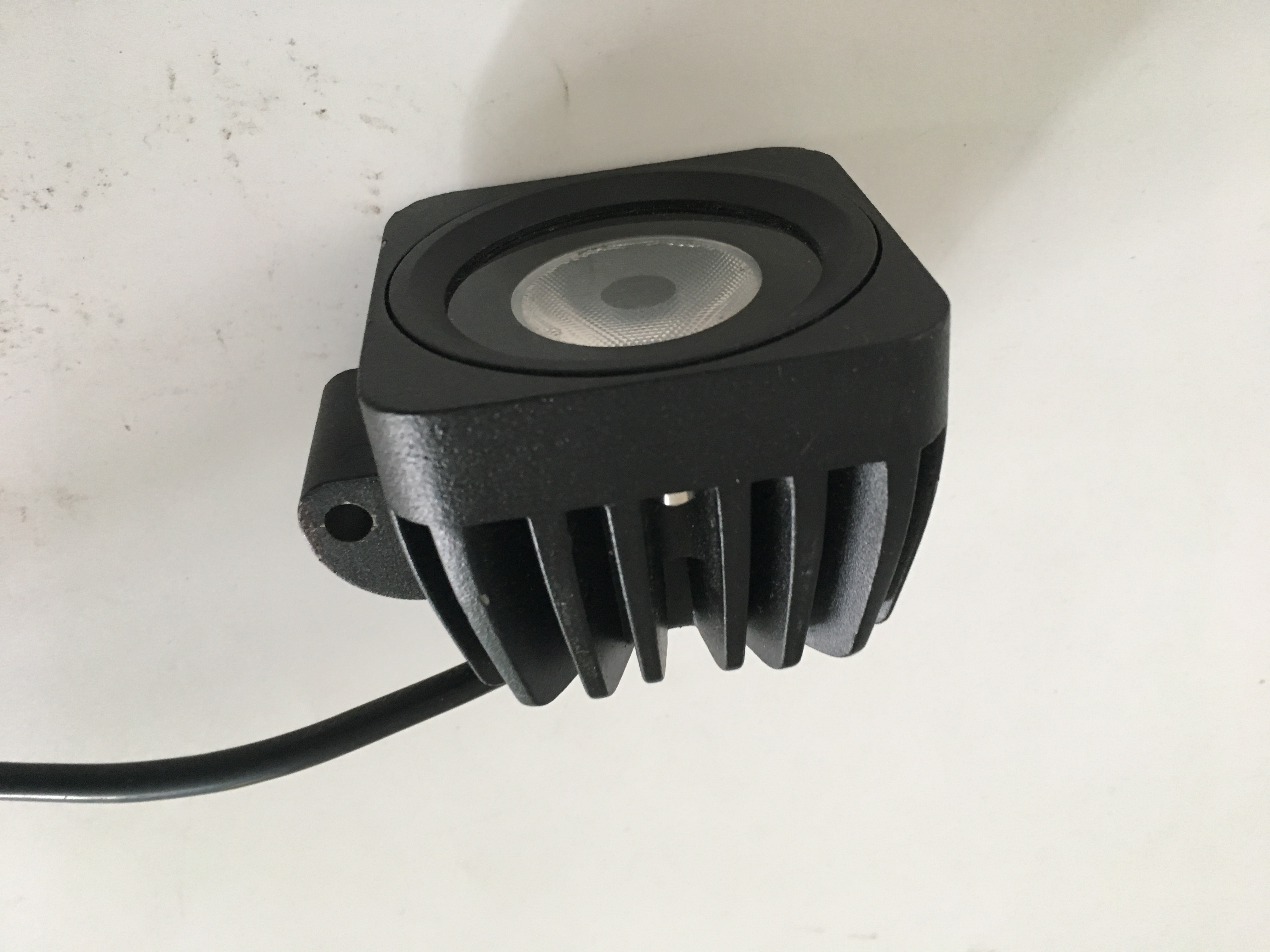 Luces de niebla LED de nivel ártico -30 ° C -circuitos resistentes al frío para inviernos rusos/canadienses.