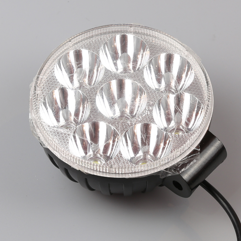 Luces antiniebla de alta potencia de 3000lm: 3 veces más brillante que los halógenos con una vida útil de 50,000 horas.