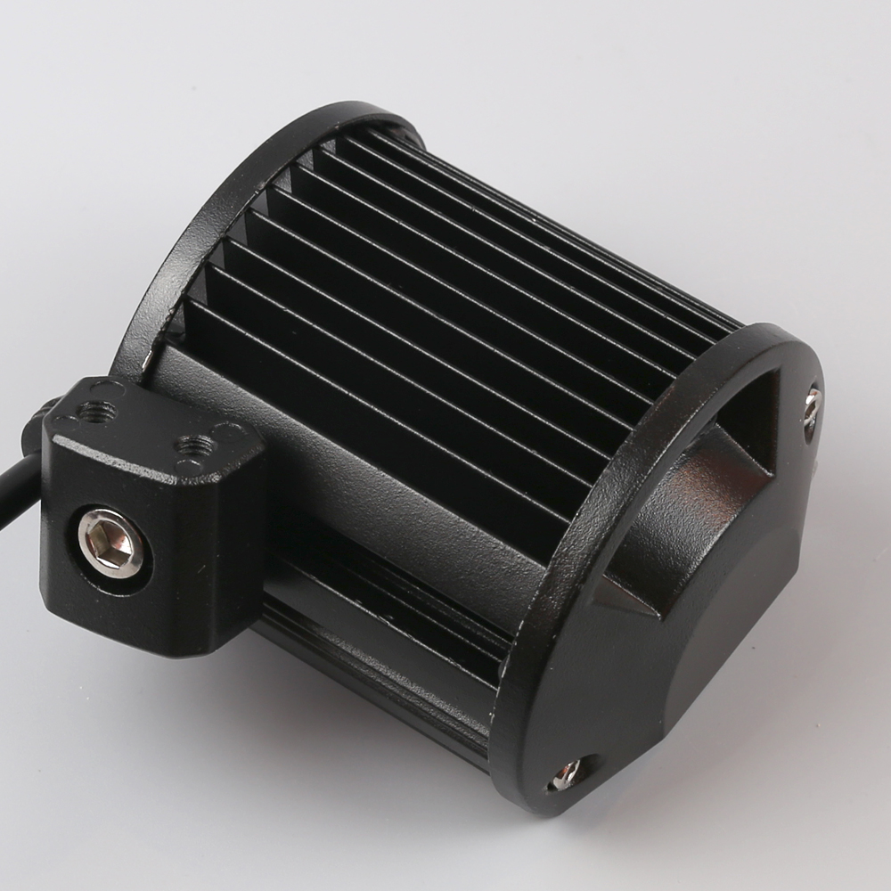 Luces de trabajo LED de tractores agrícolas - IP68, 270 ° giratorio para granjas indonesias.