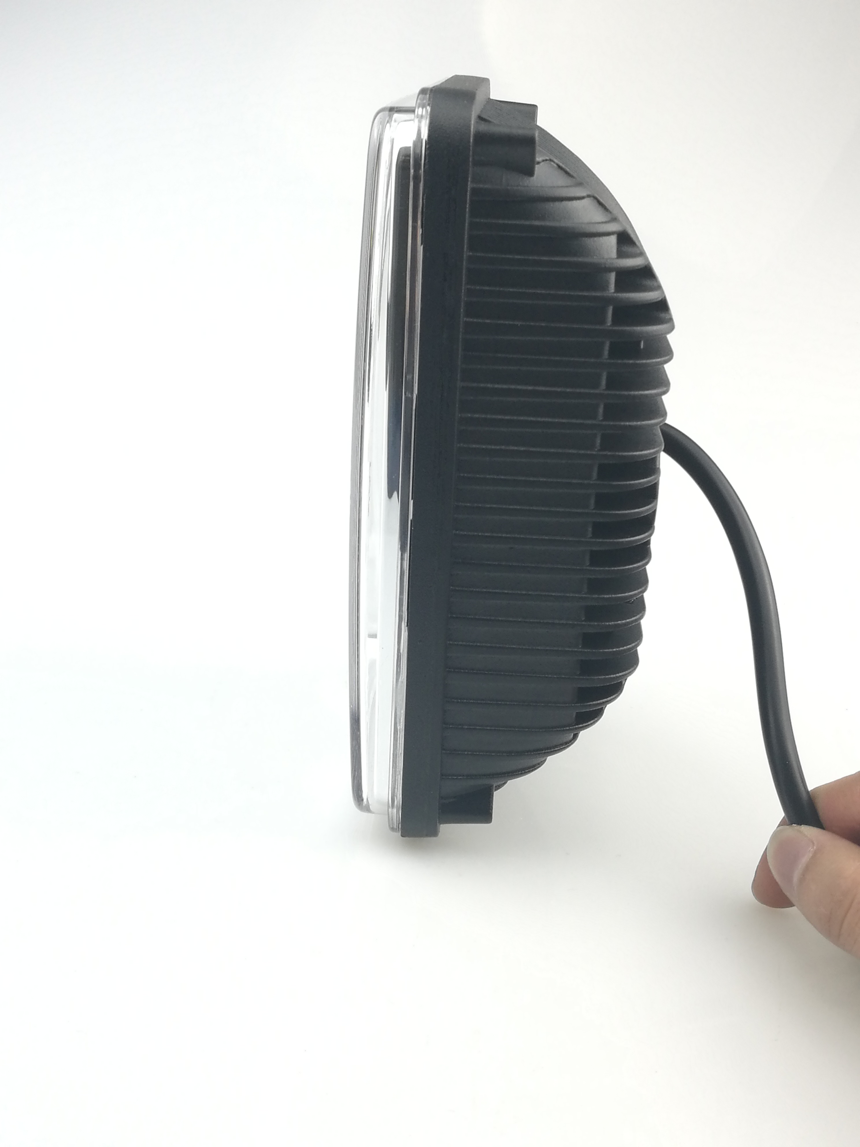 Lámparas de trabajo LED a prueba de explosión: ATEX certificada para plataformas de aceite.