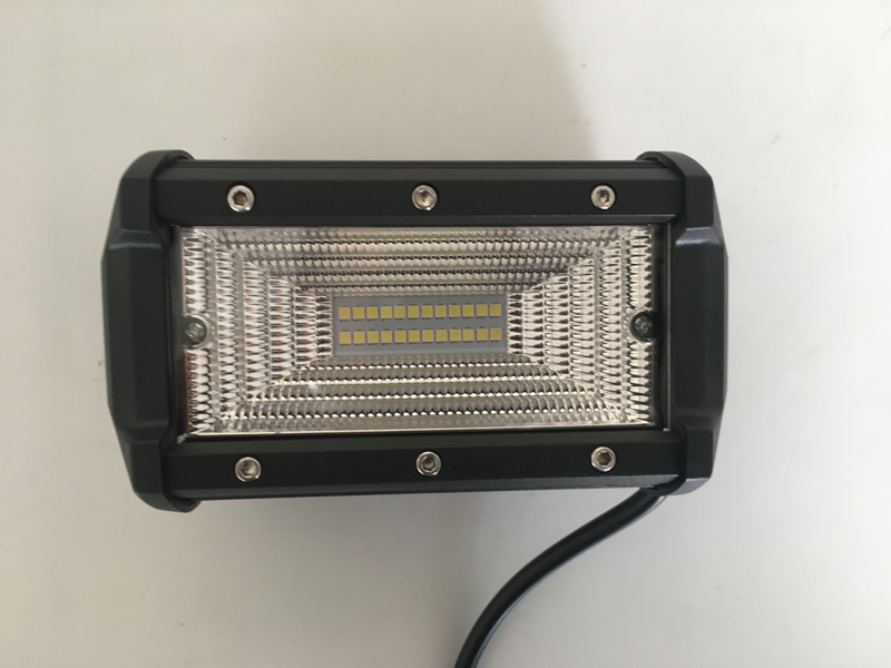 La tormenta del desierto LED Fog Lighting-IP68 sellado contra la arena, para los SUV de Medio Oriente.